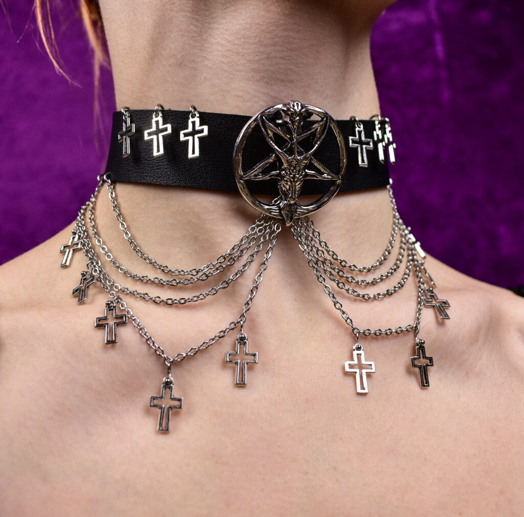 Baphomet pentagram ristidega choker
